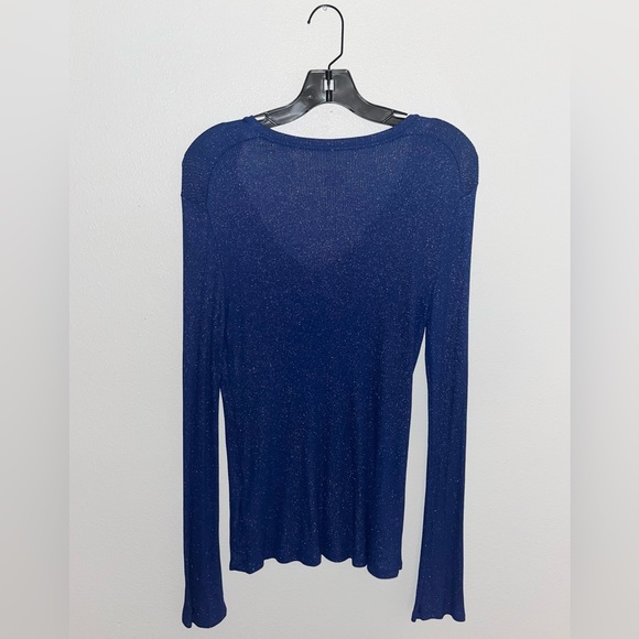 Blouse (Majestic Filatures Long Sleeve Top) - Picture 2 of 2